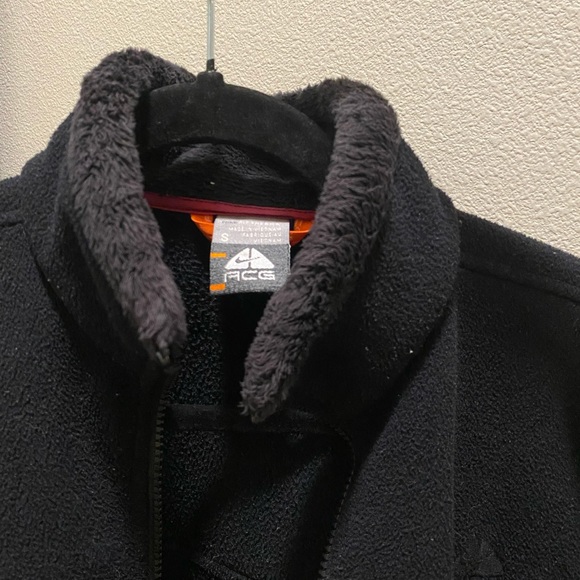 Nike ACG Fleece Zip Up Jacket - Picture 3 of 5